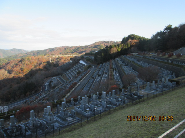 7区3番墓所上段駐車場からの風景①