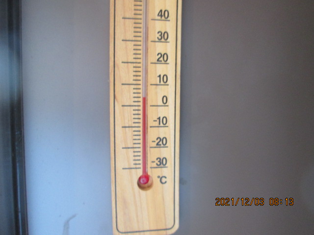 霊園内　朝の気温　5度