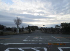 バス通り（東向）1区4/6番墓所入口