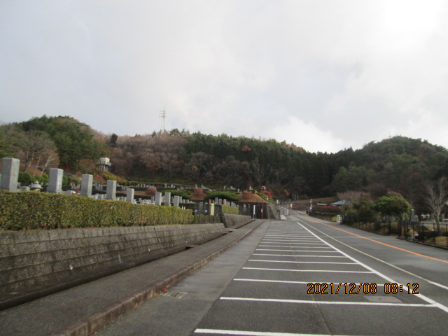 バス通り（北東方向）北口風景