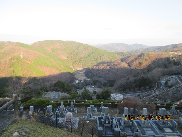 7区3番墓所上段駐車場からの風景②