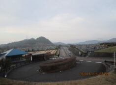 霊園北入り口から風景　
