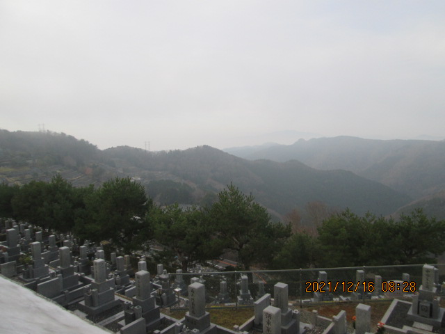 8区4/5番枝道から（南西方向）