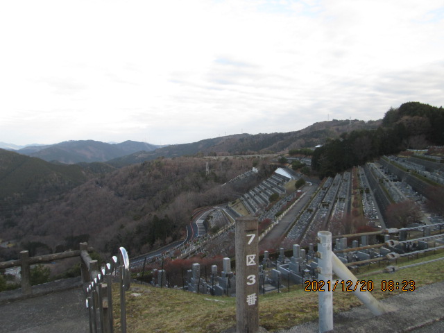 7区3番墓所上段駐車場から風景