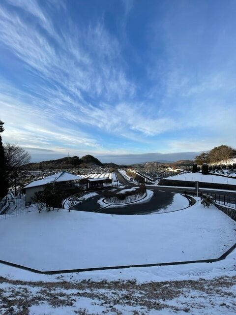 霊園北入り口から風景　－2度