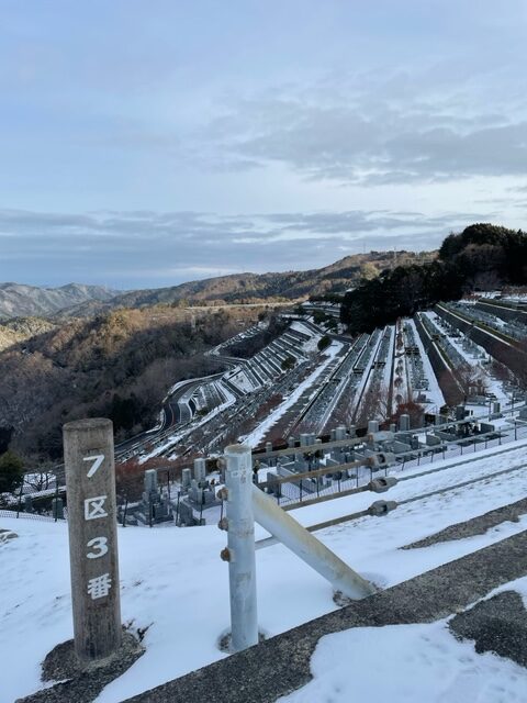 7区3番墓所上段駐車場から風景①