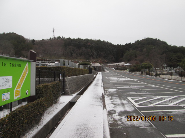 バス通り（北東方向）北口方面