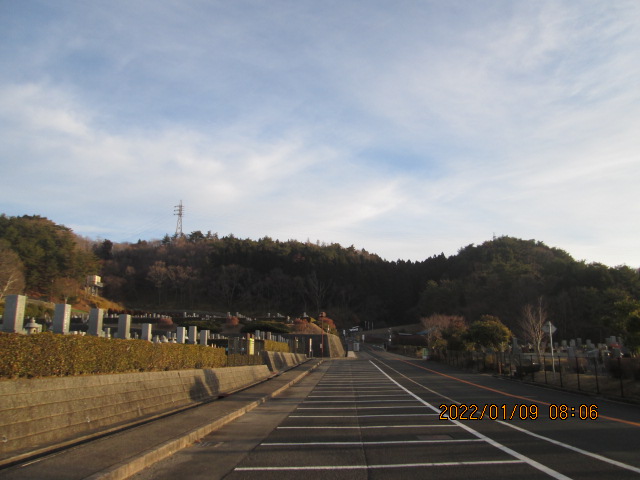 バス通り（東北向）北口バス停風景