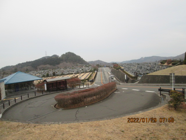 霊園北入り口から風景　気温0度