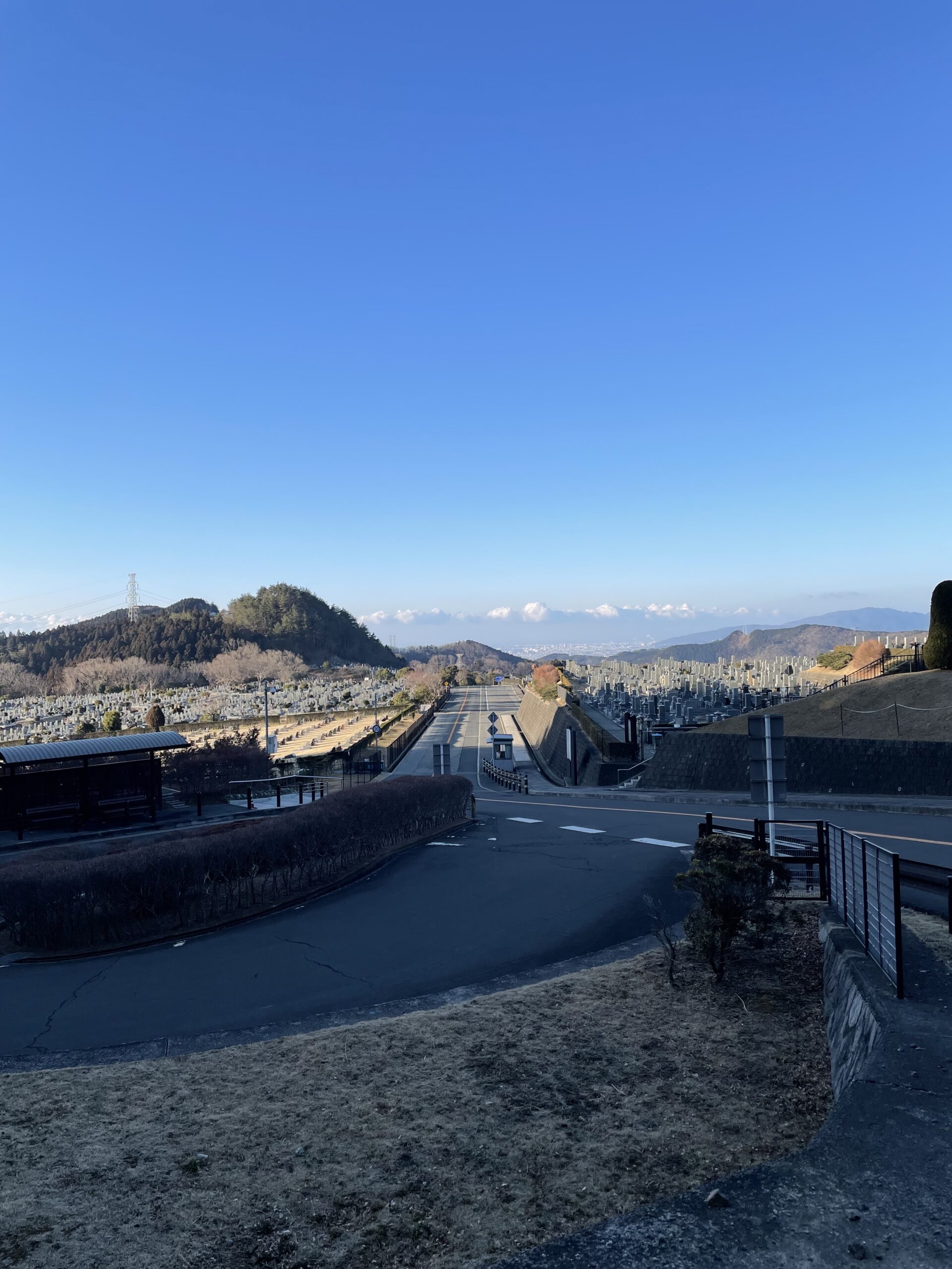 霊園北入り口から風景　