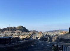 霊園北入り口から風景　