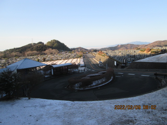 霊園北入り口から風景　