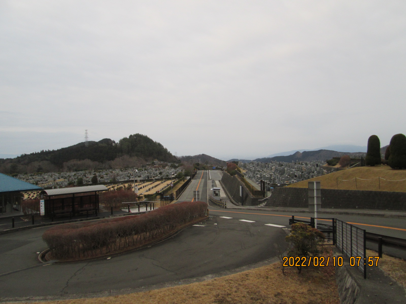 霊園北入り口から風景　