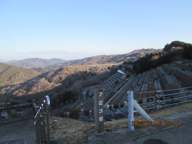 7区3番墓所上段駐車場から風景