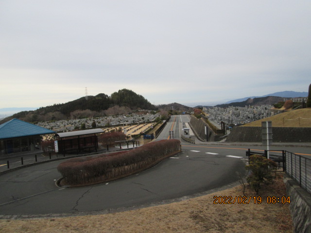 霊園北入り口から風景　