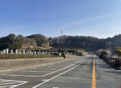 バス通り（北東向き）北口バス停方向