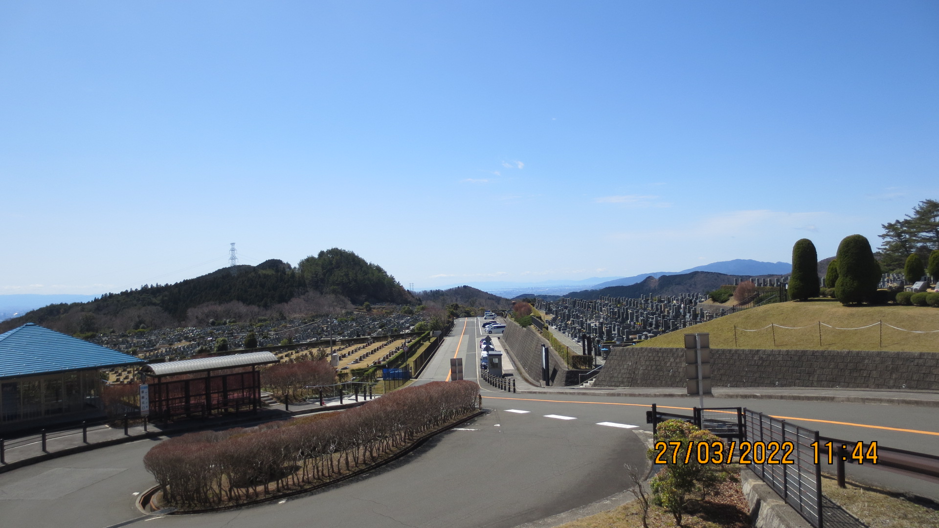 霊園北入り口からの風景