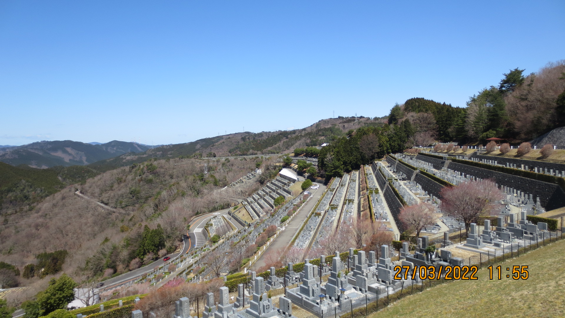 7区3番墓所上段駐車場から風景