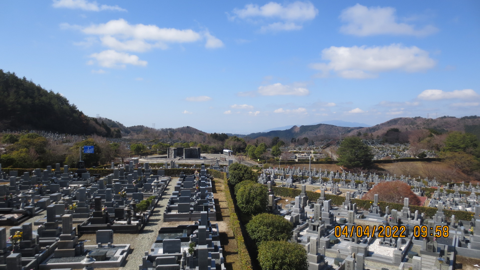 11区7番墓所から園内（南西）風景