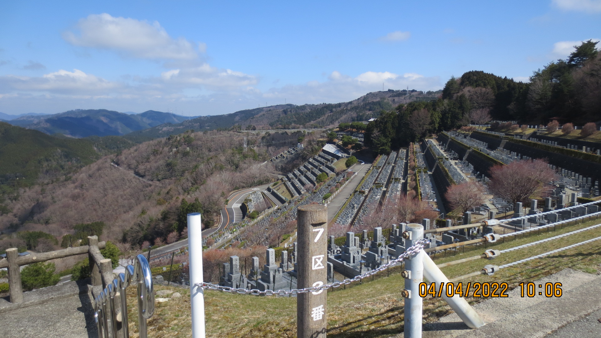 7区3番墓所上段駐車場から風景