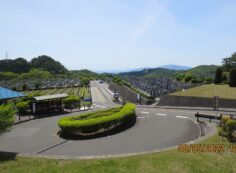 霊園北入り口から風景　