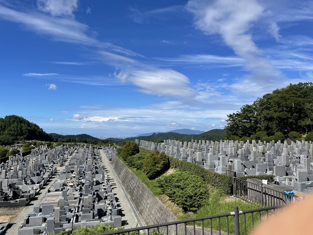 11区2番墓所から（南西）風景