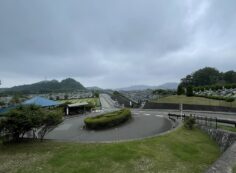 霊園北入り口から風景　