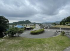 霊園北入り口から風景　