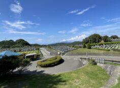 霊園北入り口から風景　