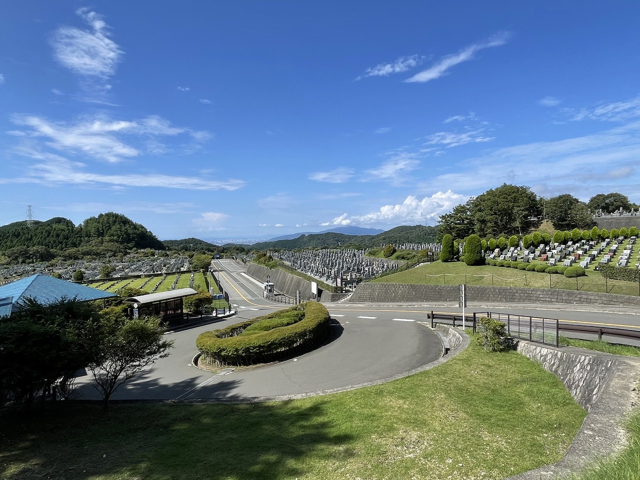 霊園北入り口から風景　