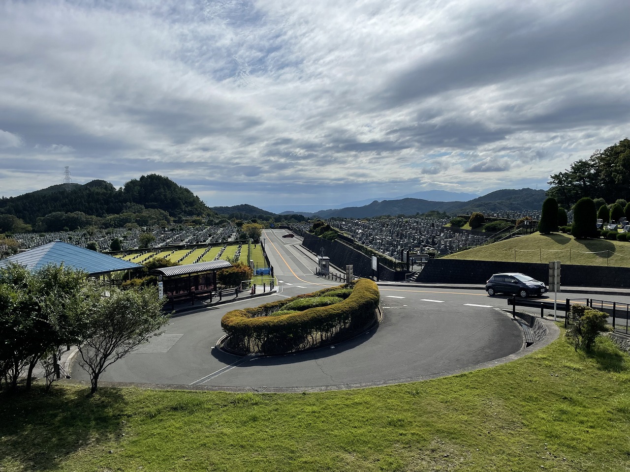 霊園北入り口から風景　