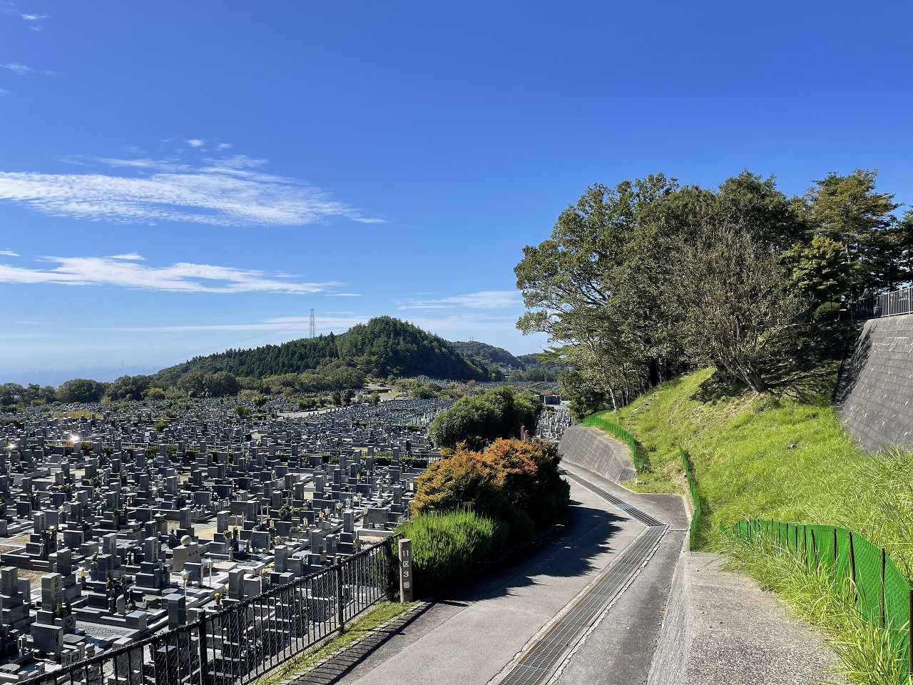 11区1番墓所から園内（南西）風景