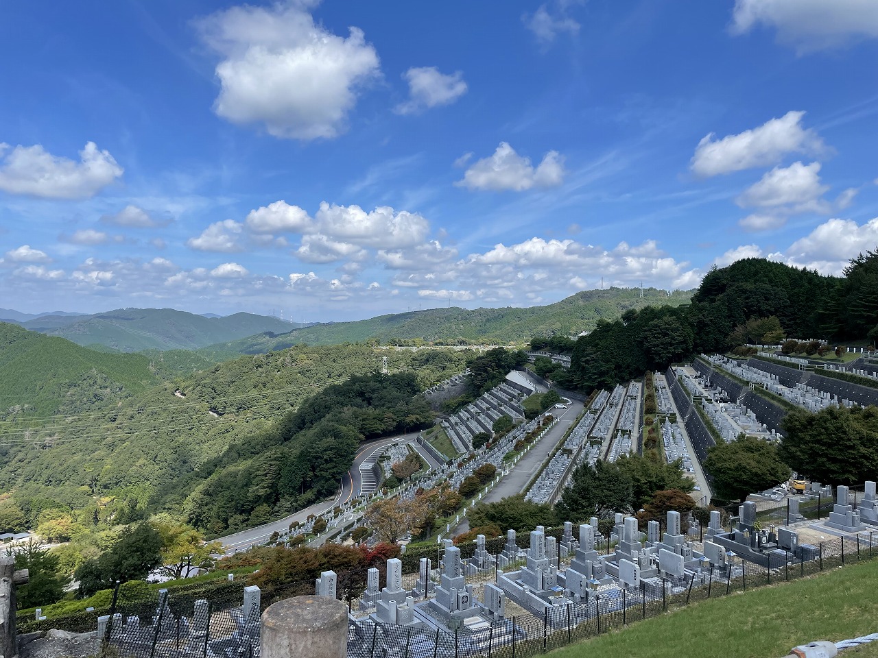 7区3番墓所上段駐車場からの風景①