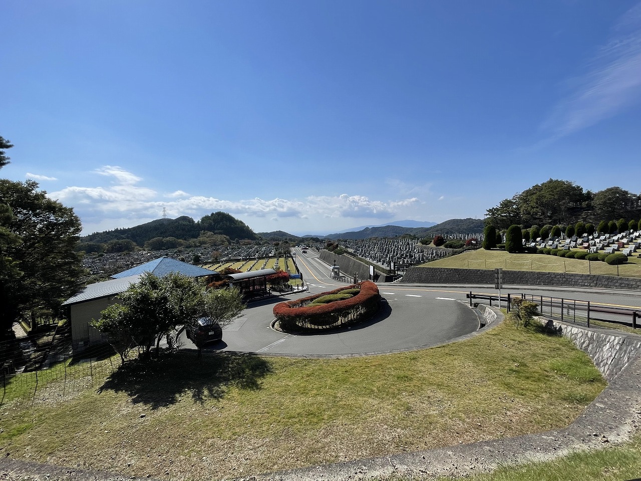 霊園北入り口から風景　