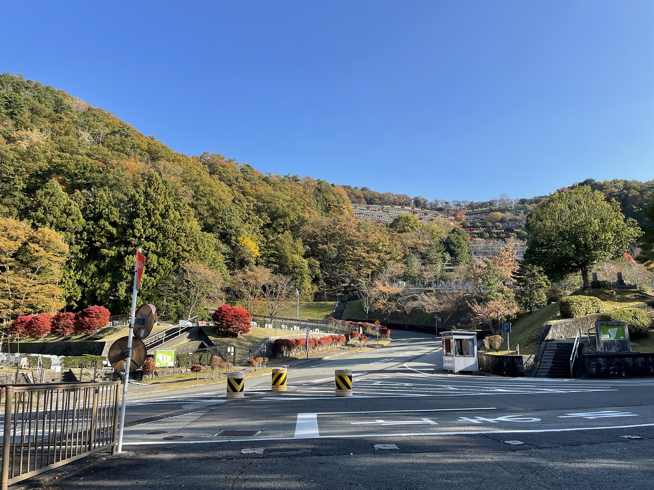 5区バス停風景