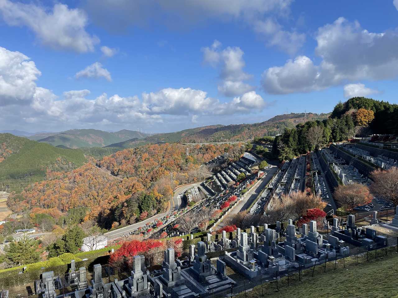 7区3番墓所上段駐車場からの風景①