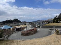 霊園北入り口から風景　