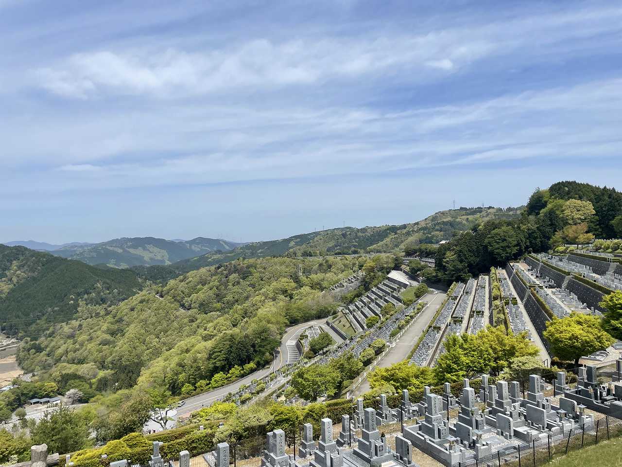 7区3番墓所上段駐車場風景①