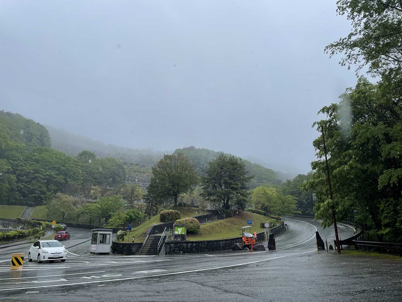 5区バス停駐車場から