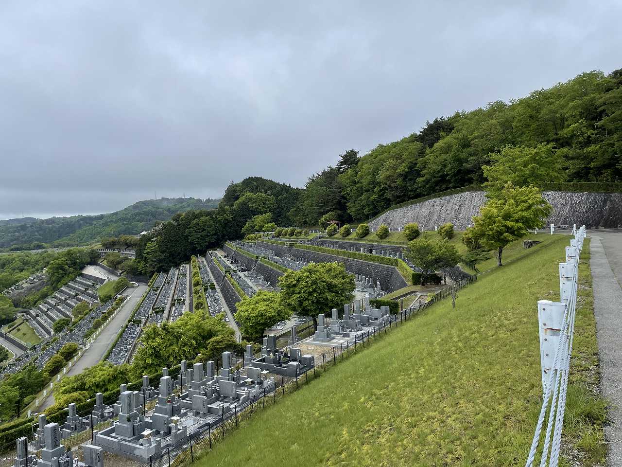 7区3番墓所上段駐車場からの風景