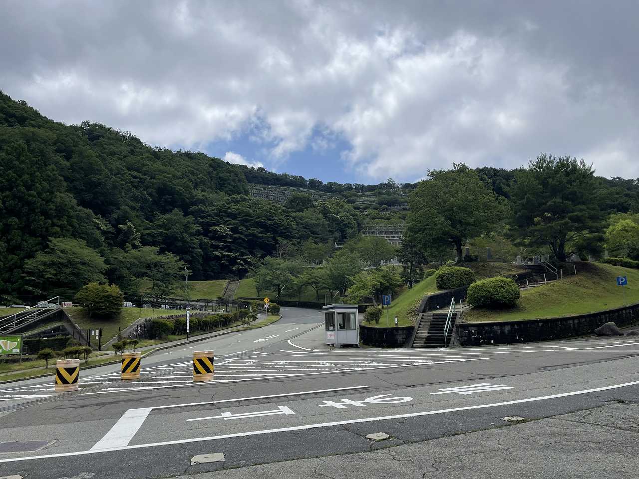 バス通り5区バス停からの風景