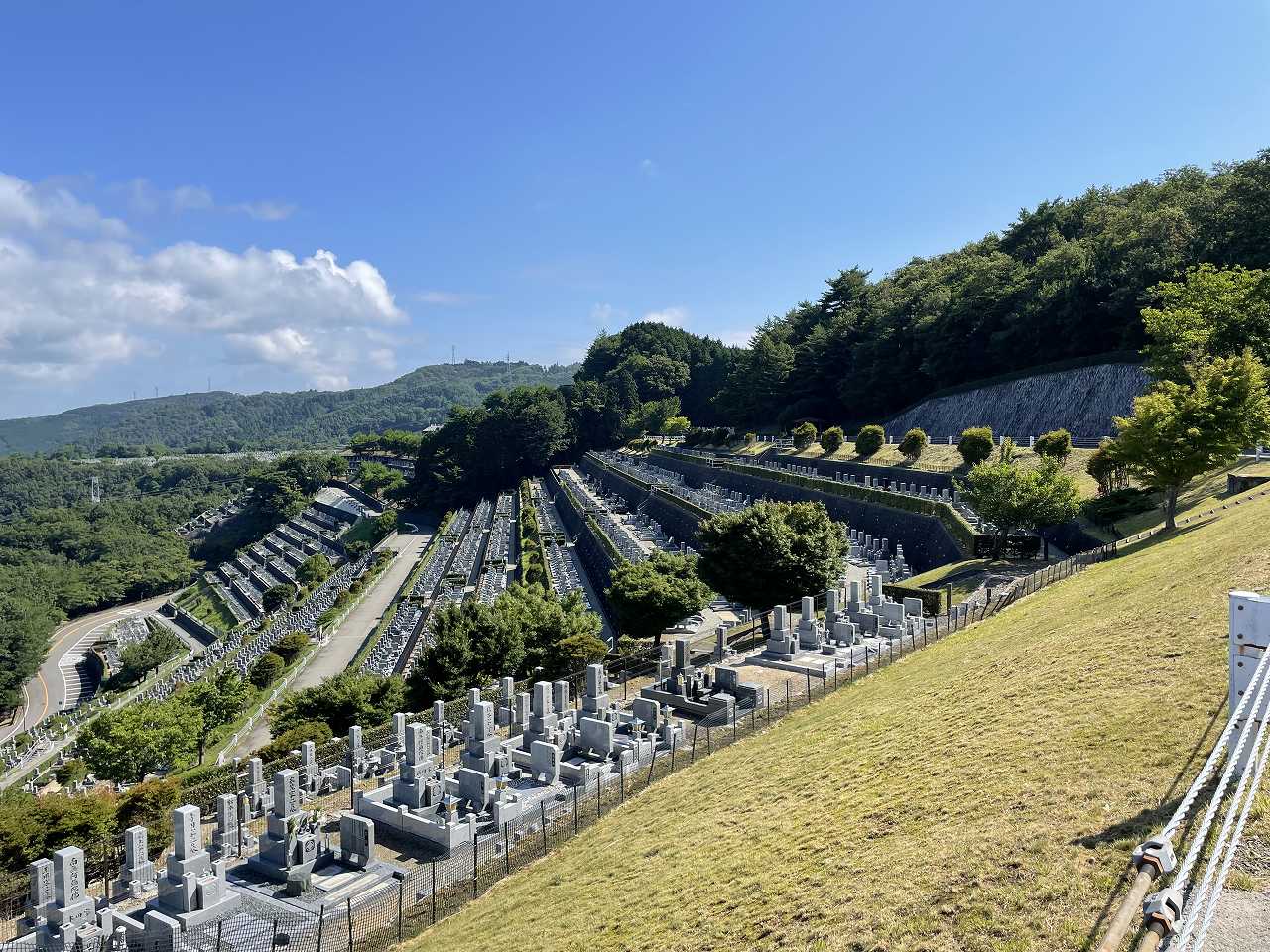 7区3番墓所上段駐車場からの風景