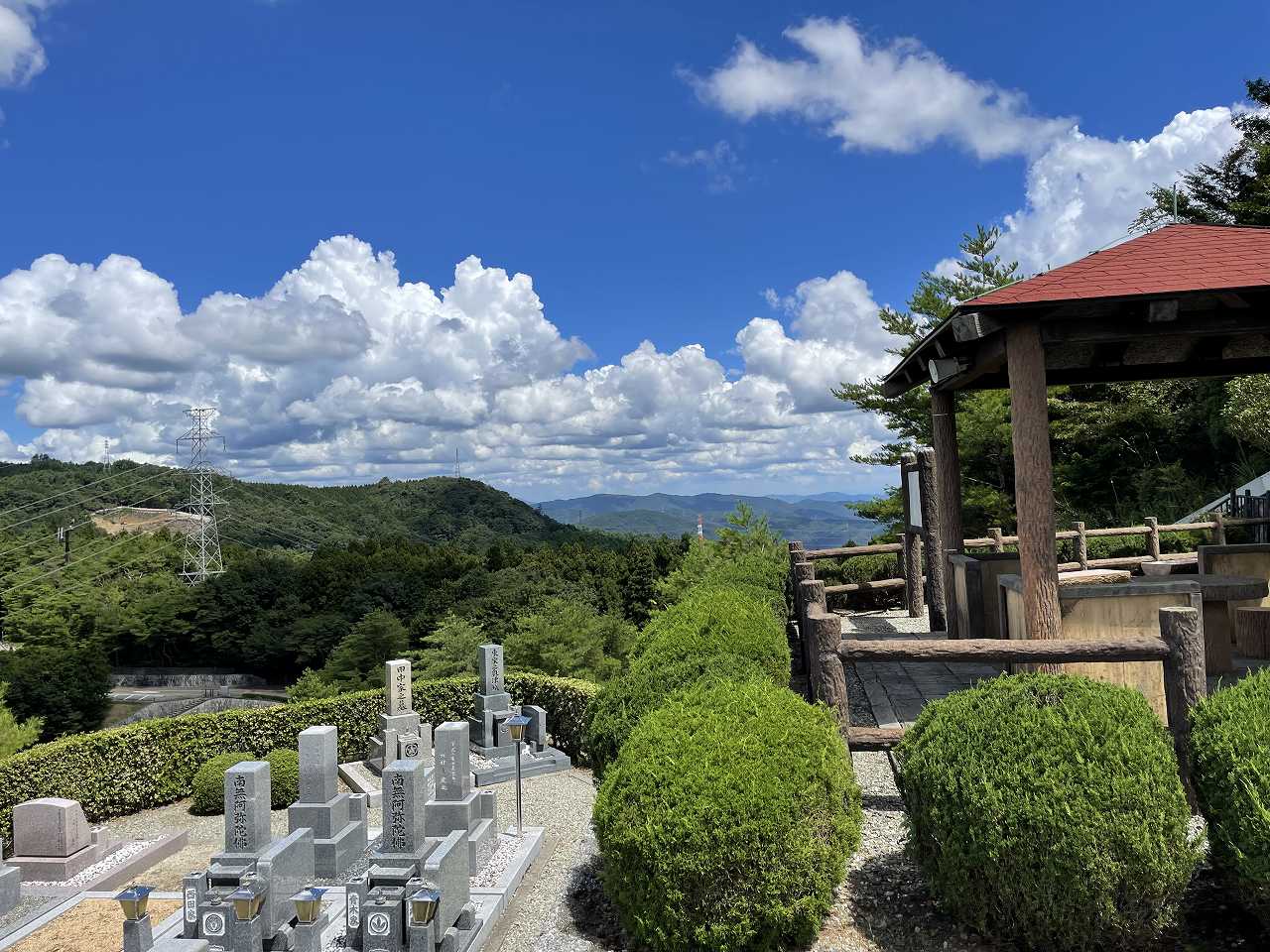 8区5番あずま家から東風景