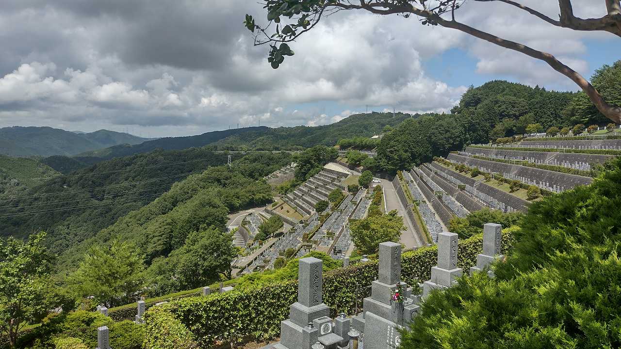 7区3番階段墓所からの風景①