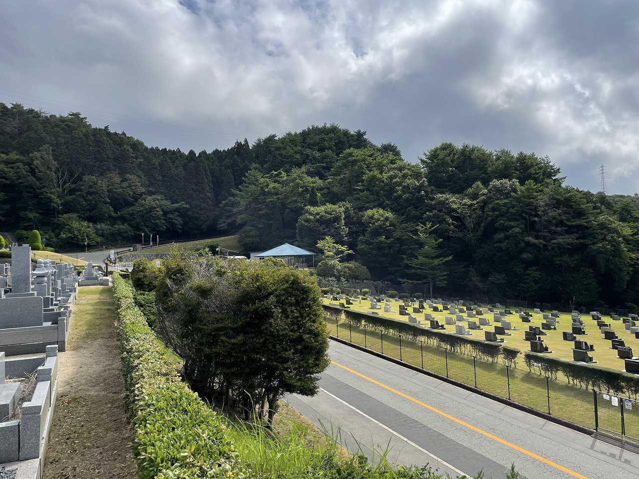 11区4番墓所からの風景①北口方向