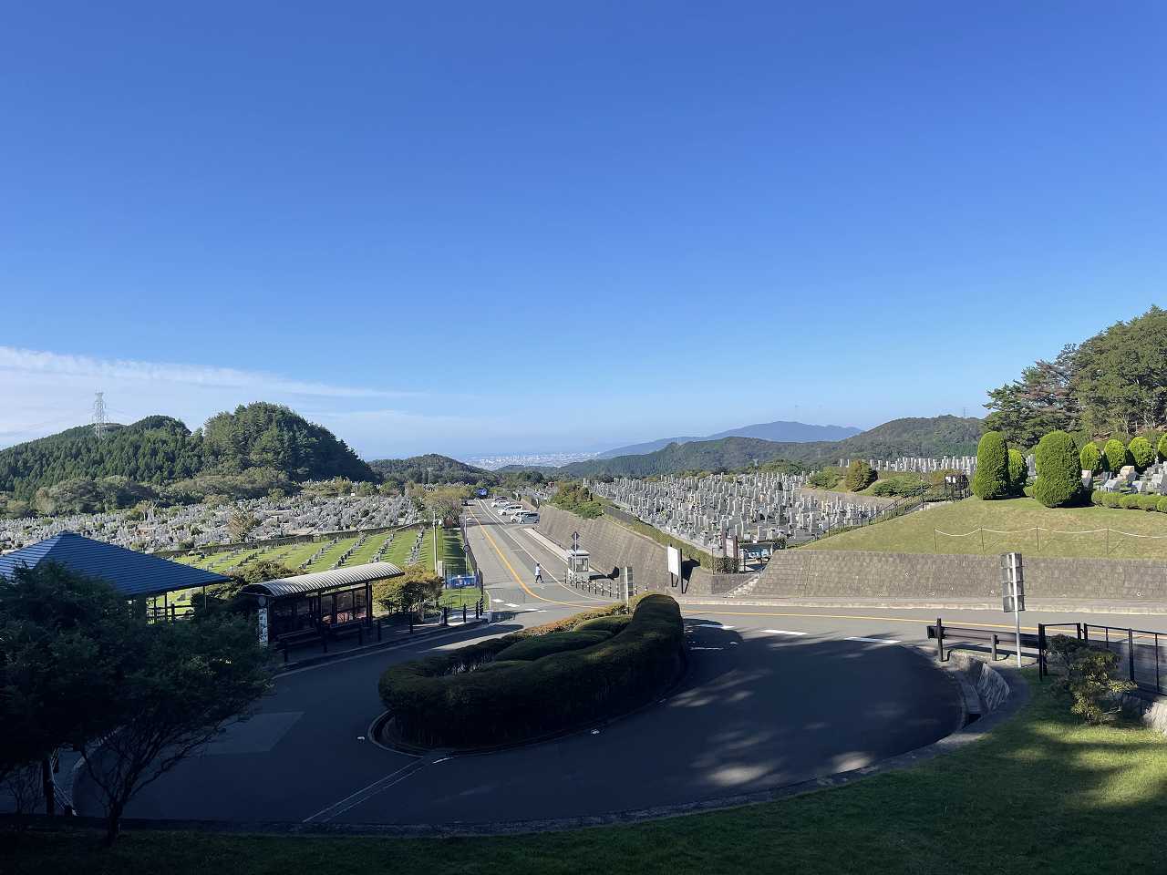 霊園北入り口から風景　