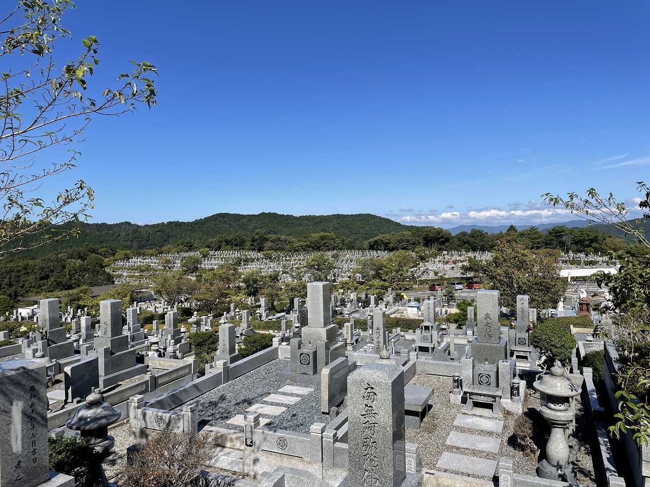 2区墓所からの風景①