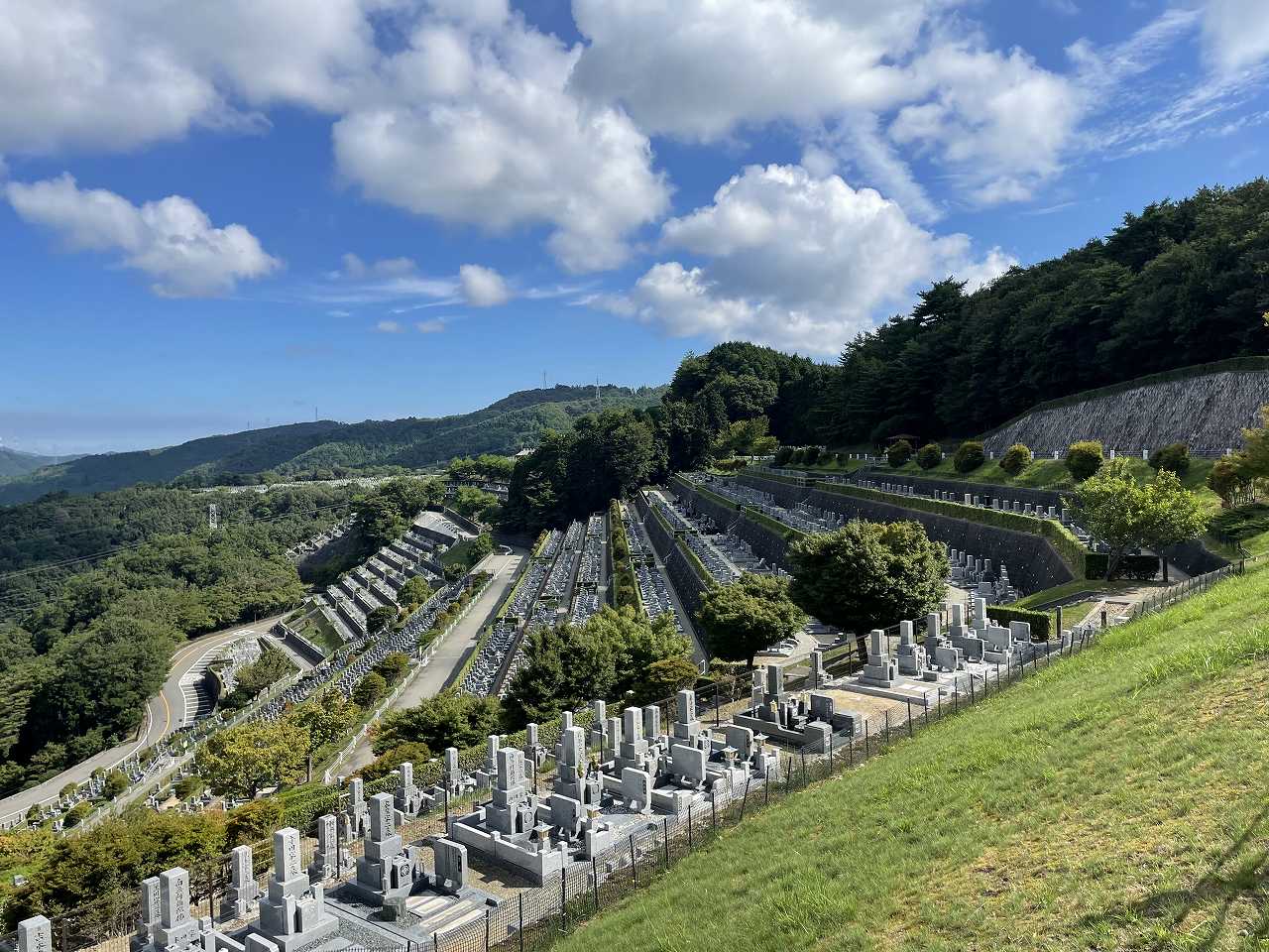 7区3番墓所上段駐車場からの風景①