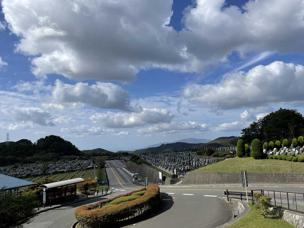 霊園北入り口から風景　