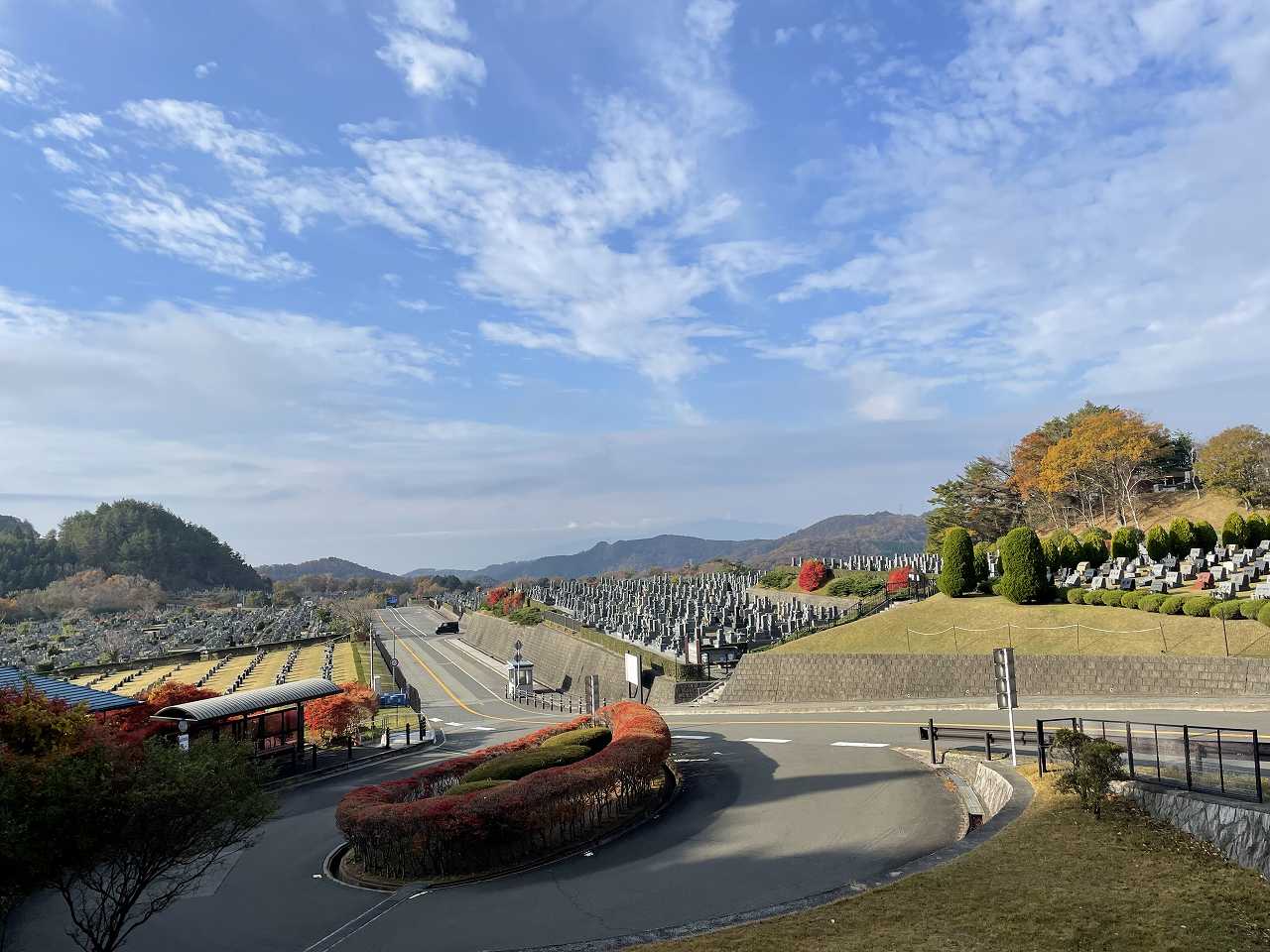 霊園北入り口から風景　